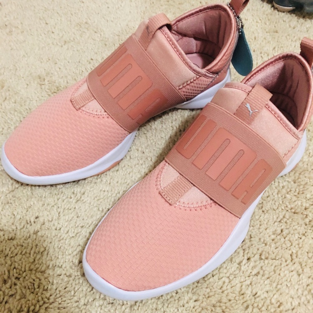 Pink Pumas